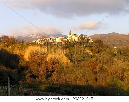 Poster: The Balze Of Valdarno Tuscany