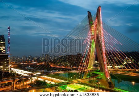 Picture or Photo of Most famous bridge in the city at dusk Octavio Frias De Oliveira Bridge Pinheiros River Sao Paulo Brazil